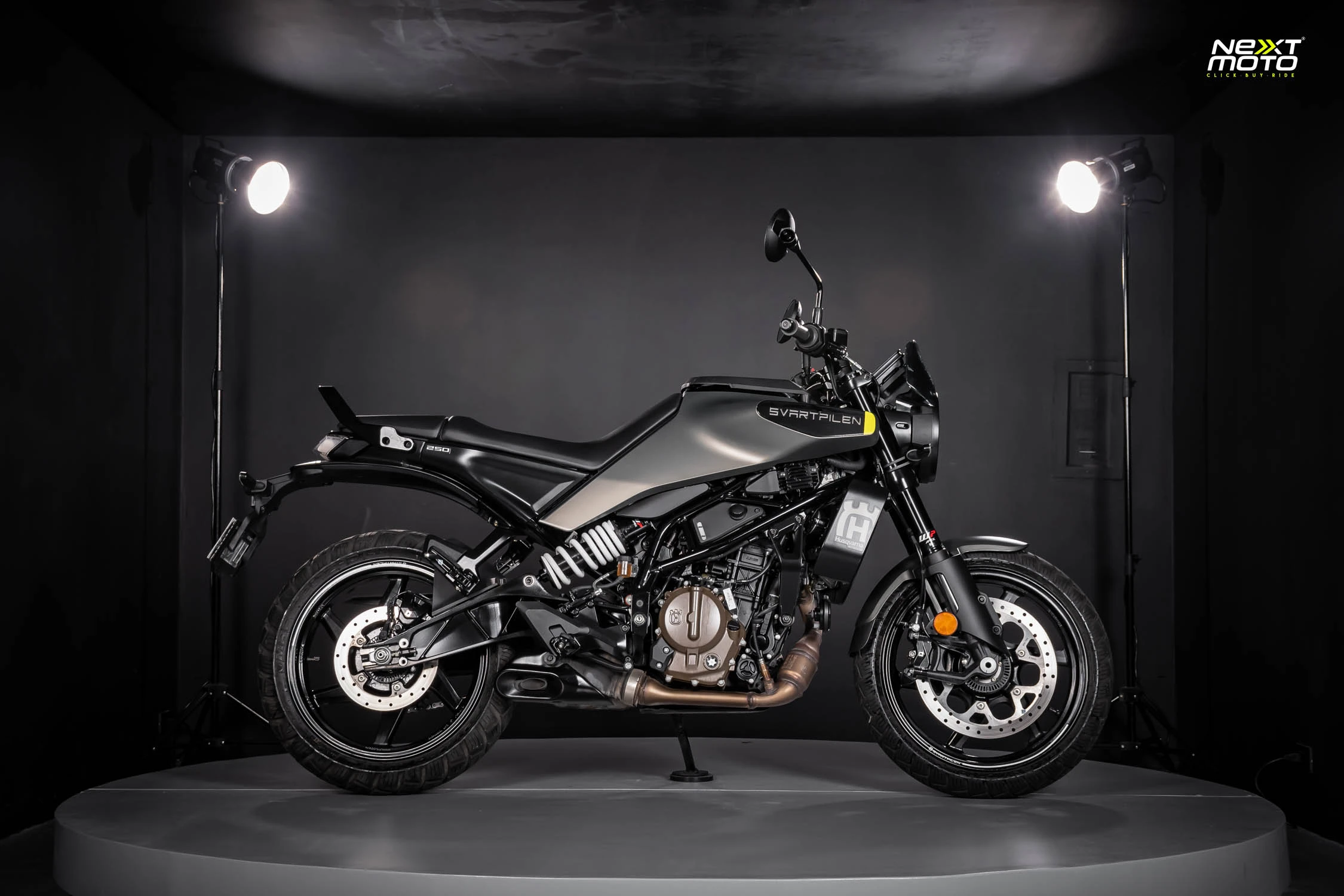 Husqvarna SVARTPILEN 250 2025 #1056