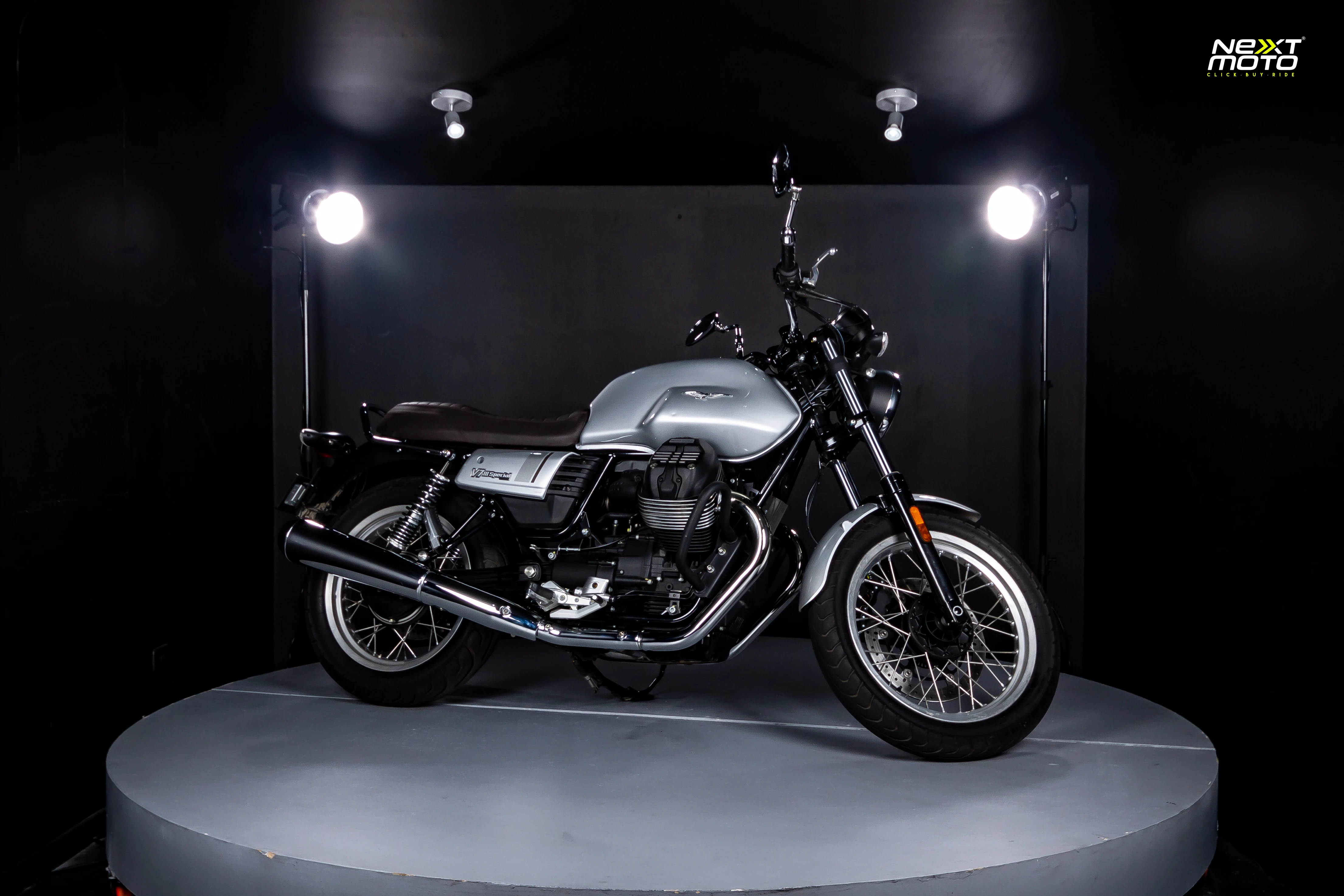 Moto Guzzi V7 2020 #593