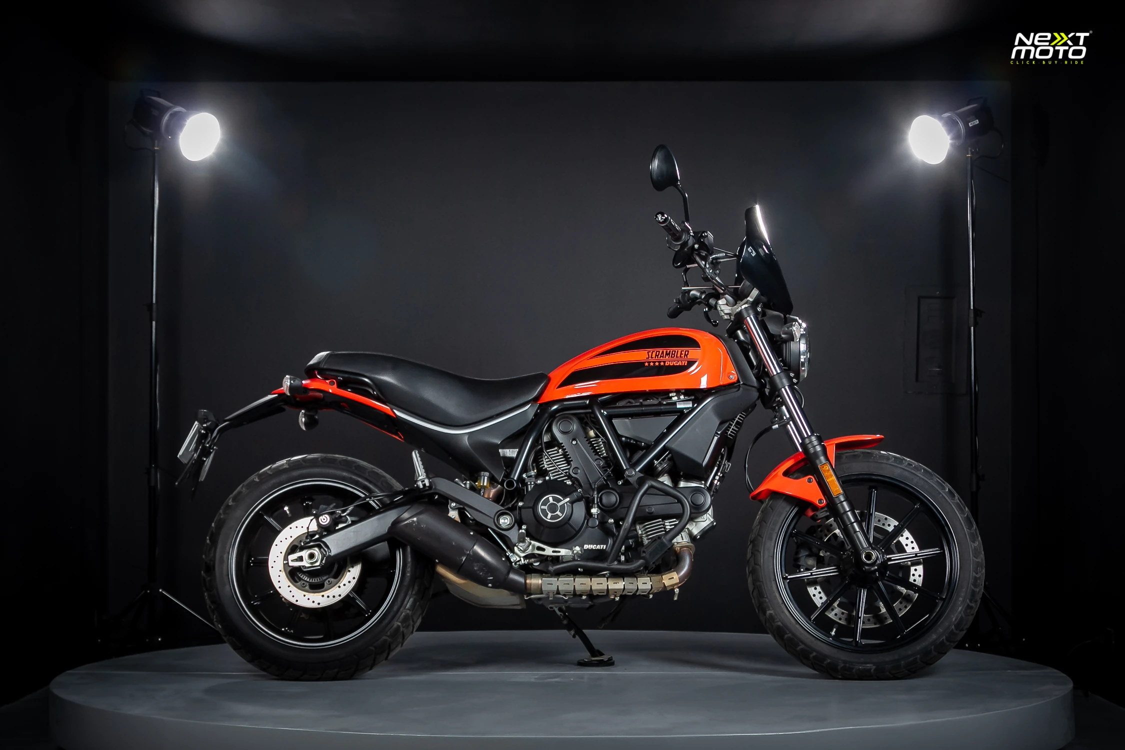 Ducati SCRAMBLER SIXTY2 2019 #750