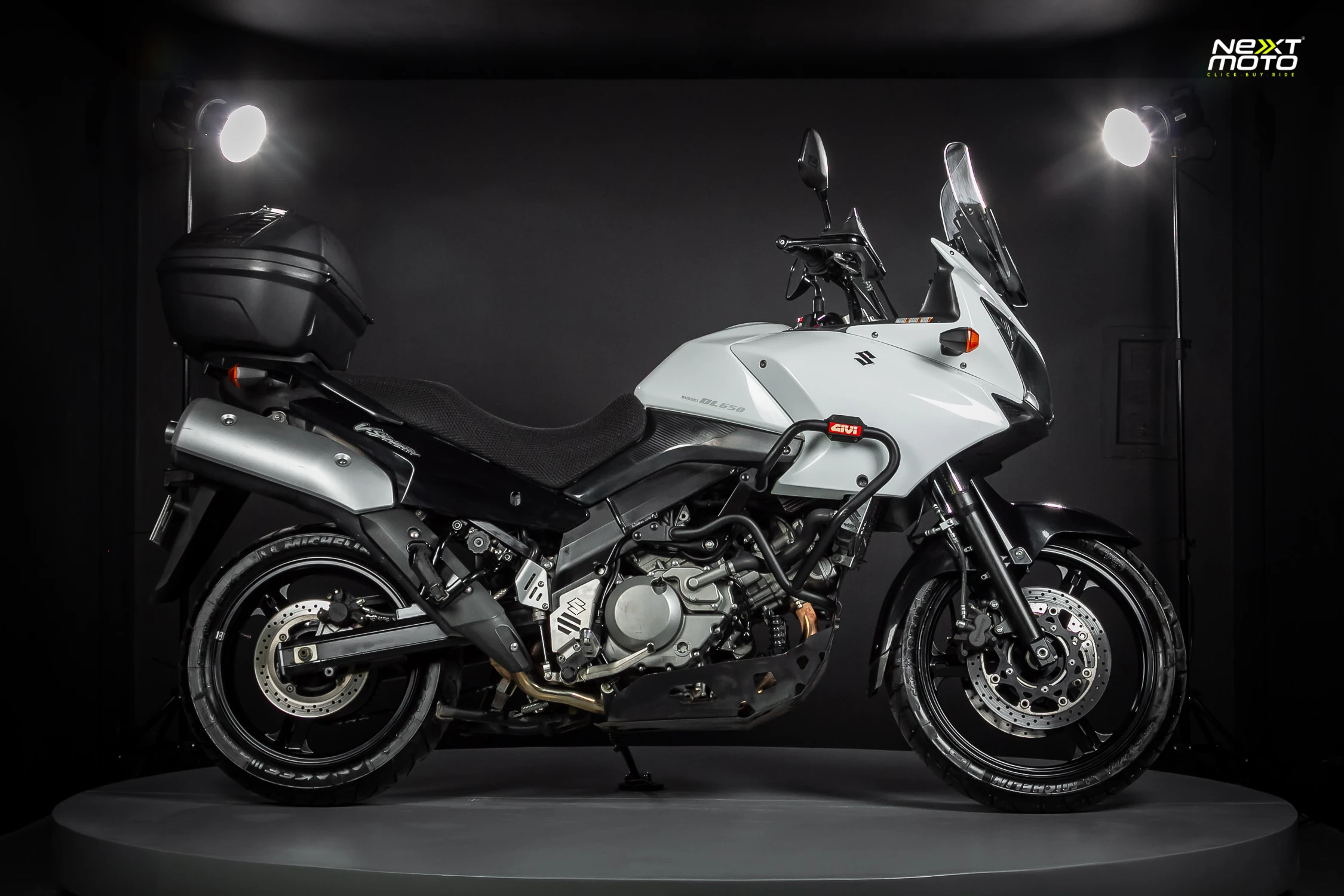 Suzuki V-STROM 650 2015 #772