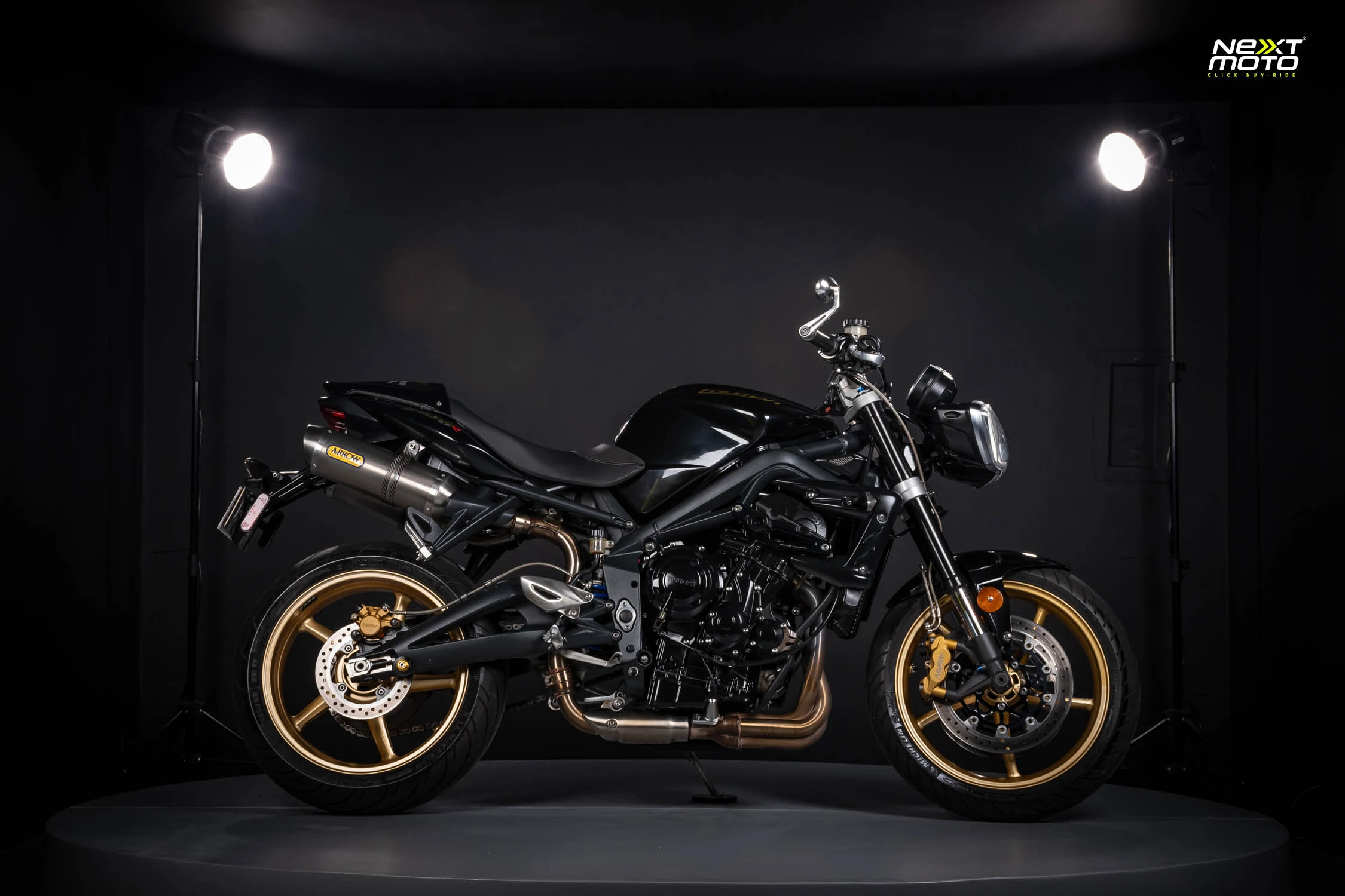 Triumph STREET TRIPLE 675 R 2012 #862