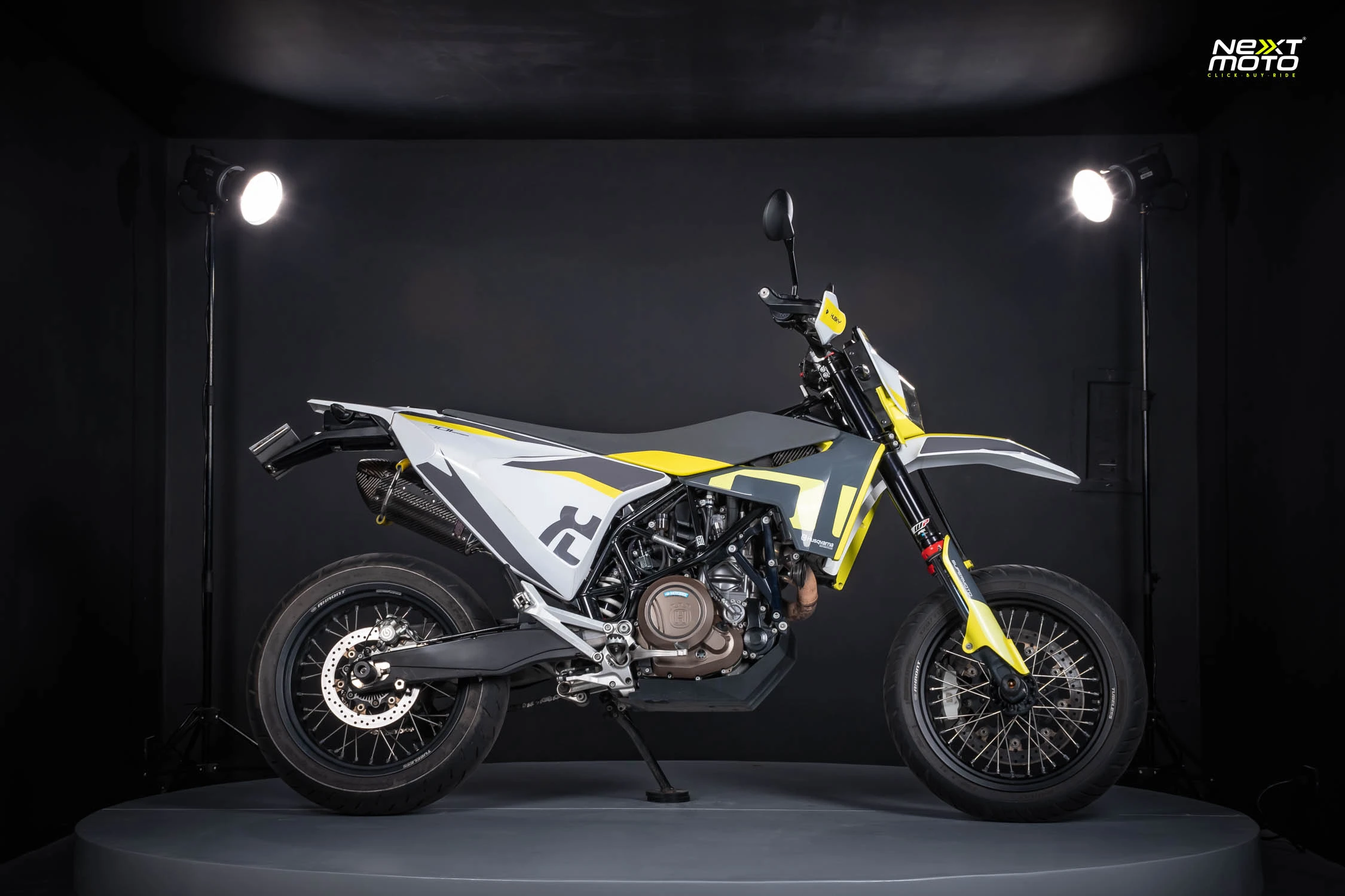 Husqvarna 701 SUPERMOTO 2021 #916