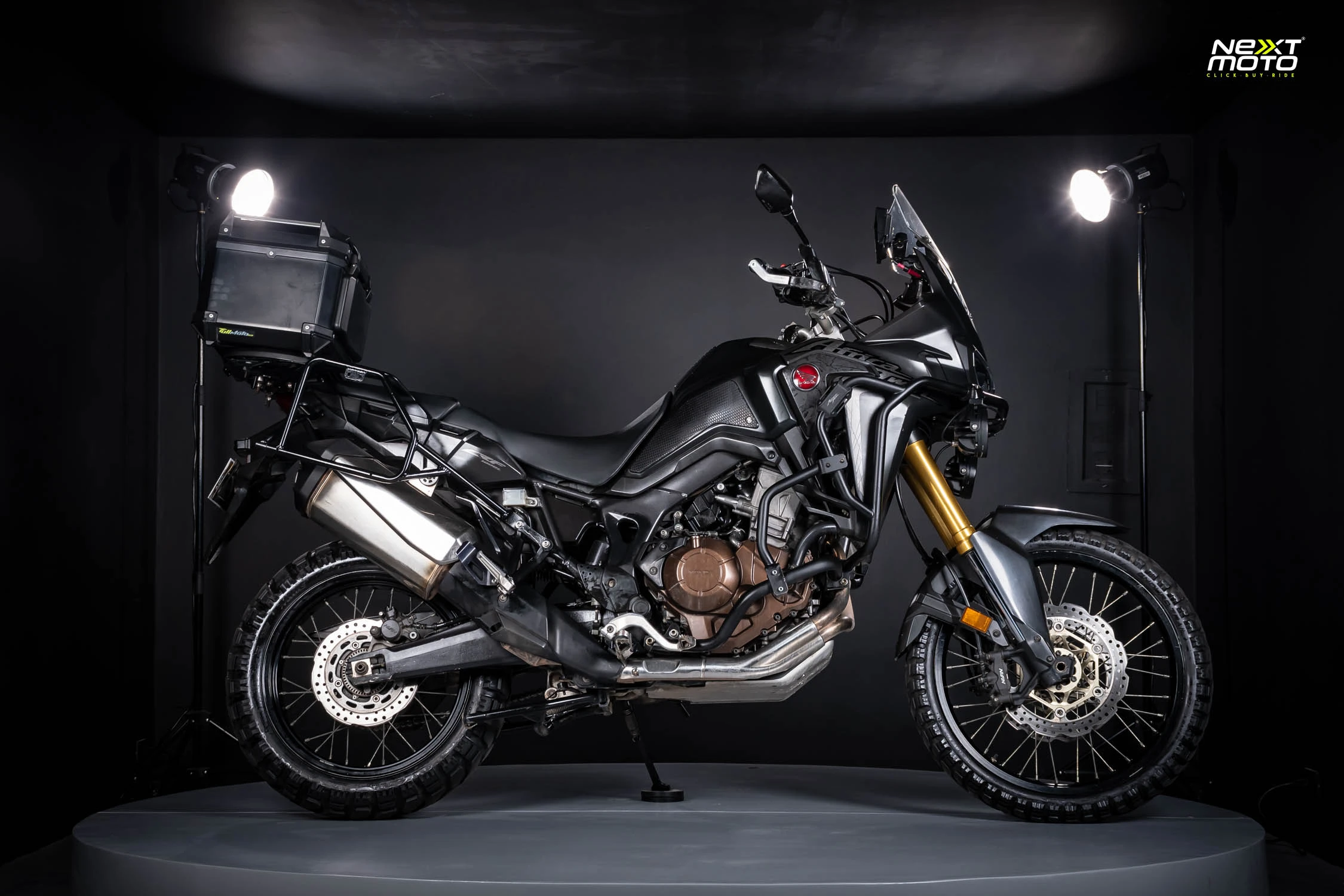 Honda AFRICA TWIN 2017 #930